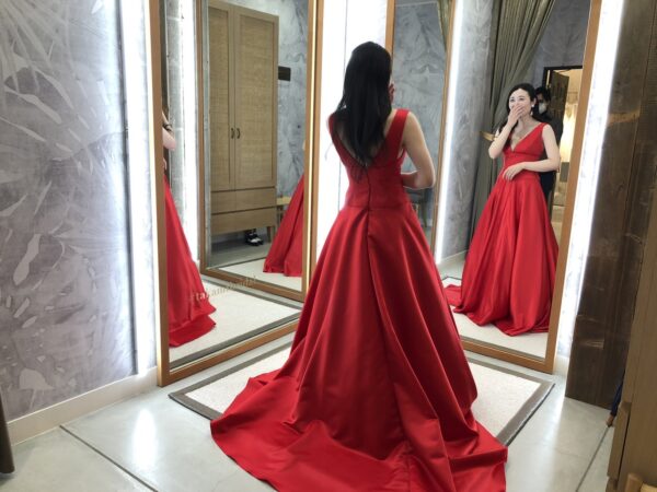 ドレス選び/カラードレス/赤ドレス